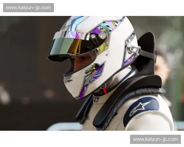 赛车即时情报:在风驰电掣中看清全局 赛车即时情报:在风驰电掣中看清全局