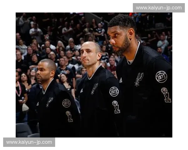 圣城的盾,金州的火:马刺与勇士G2背后的权杖交接与战术巅峰 圣城的盾,金州的火:马刺与勇士G2背后的权杖交接与战术巅峰